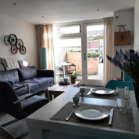 Apartman Mooy Aan Zee *